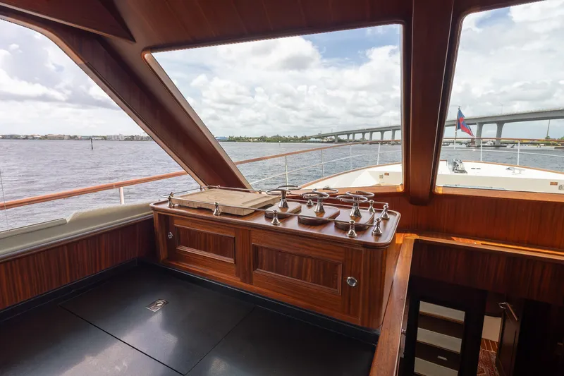 Slide: The Image of Luxurious interior of 2022 Hunt Ocean 76EP yacht with scenic water view. - 12