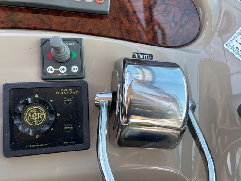 Slide: The Image of Control panel of Sea Ray Sundancer 460, year 2000. - 10