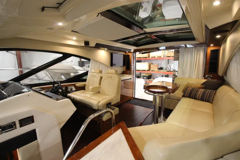 Slide: The Image of Sea Ray Sundancer 510 2016 - 50
