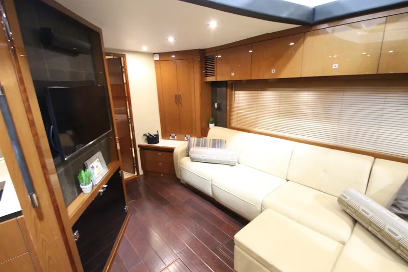 Slide: The Image of Sea Ray Sundancer 510 2016 - 71