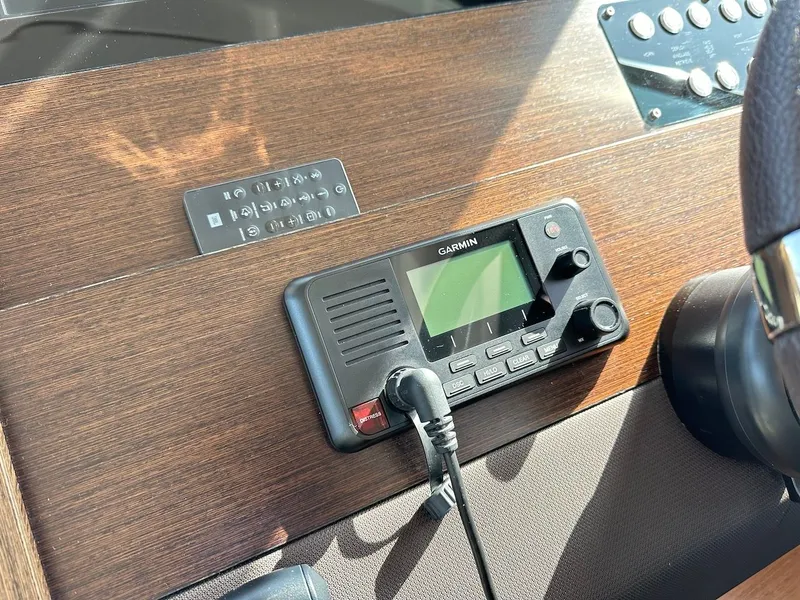 Slide: The Image of Garmin device on Tiara Yachts Coupe 39, year 2019. - 29