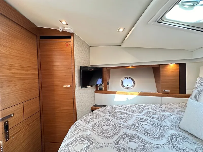 Slide: The Image of Interior of 2019 Tiara Yachts Coupe 39 with modern design. - 34