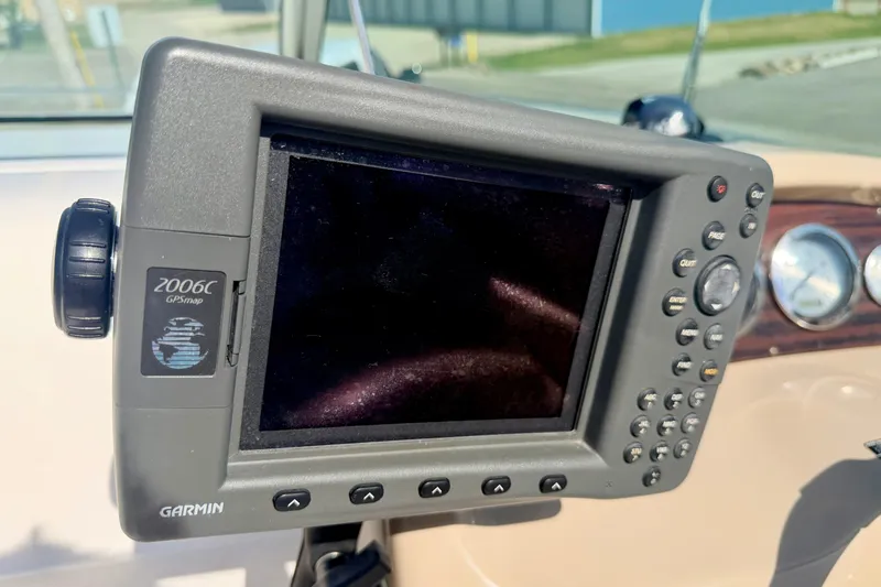 Slide: The Image of Garmin GPSmap 2006C on 2000 Chaparral 235 SSi boat dashboard. - 33