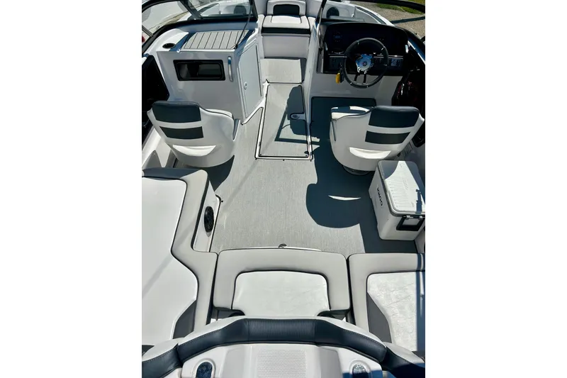 Slide: The Image of 2024 Yamaha Boats SX195 interior with modern seating and sleek design. - 18