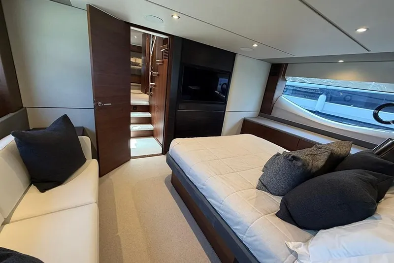 Slide: The Image of Master stateroom - 11