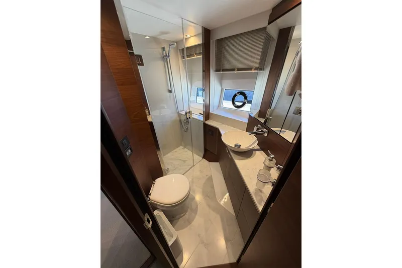 Slide: The Image of Fwd head/shower - 14