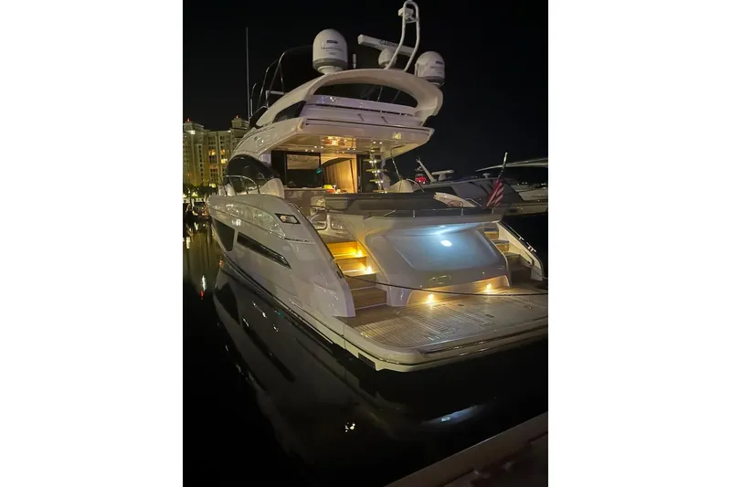 Slide: The Image of Port quarter profile (actual boat) - 4