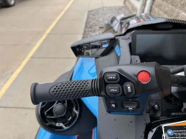 Slide: The Image of Sea-Doo RXP-X 2026 - 9