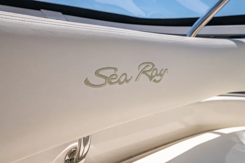 Slide: The Image of Sea Ray 480 Sedan Bridge 2003 - 55