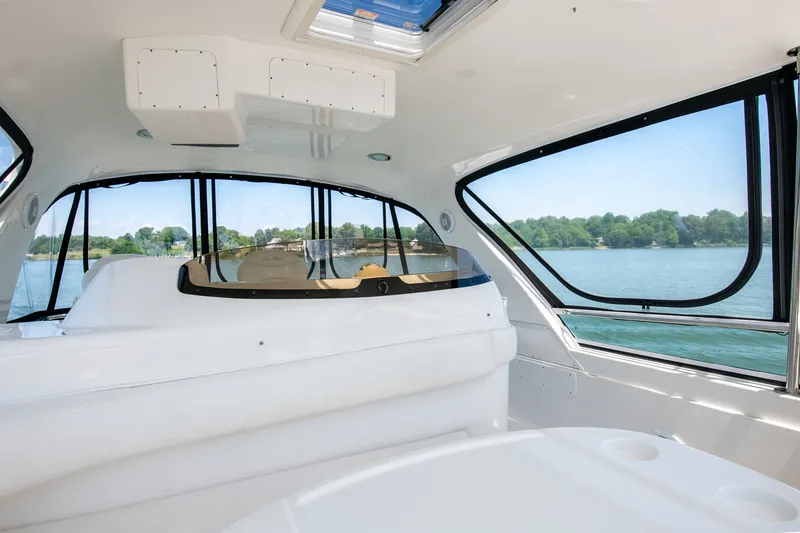 Slide: The Image of Sea Ray 480 Sedan Bridge 2003 - 57