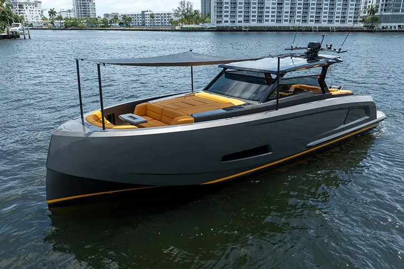 Slide: The Image of Port bow profile - 30