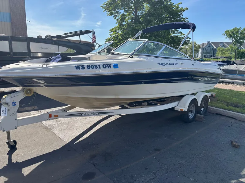 Slide: The Image of Sea Ray 200 Sport 2005 - 18