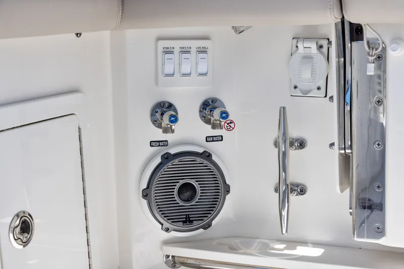 Slide: The Image of Boston Whaler 365 Conquest 2025 - 50