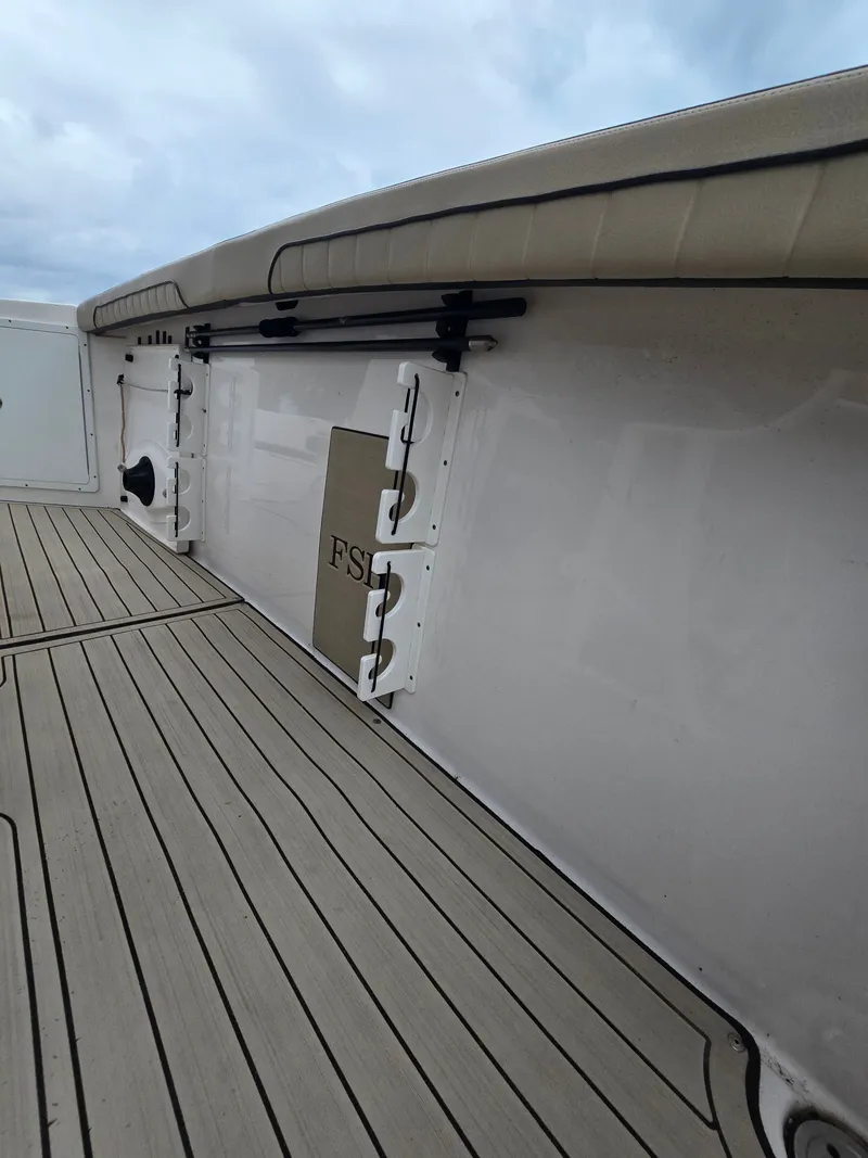 Slide: The Image of Electrical panel in Yamaha 255 FSH Sport E boat, 2022 model. - 22