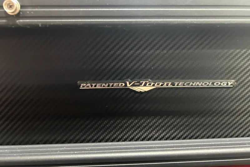Slide: The Image of 2022 Manitou 25 Encore featuring patented V-Toon technology on carbon fiber panel. - 16