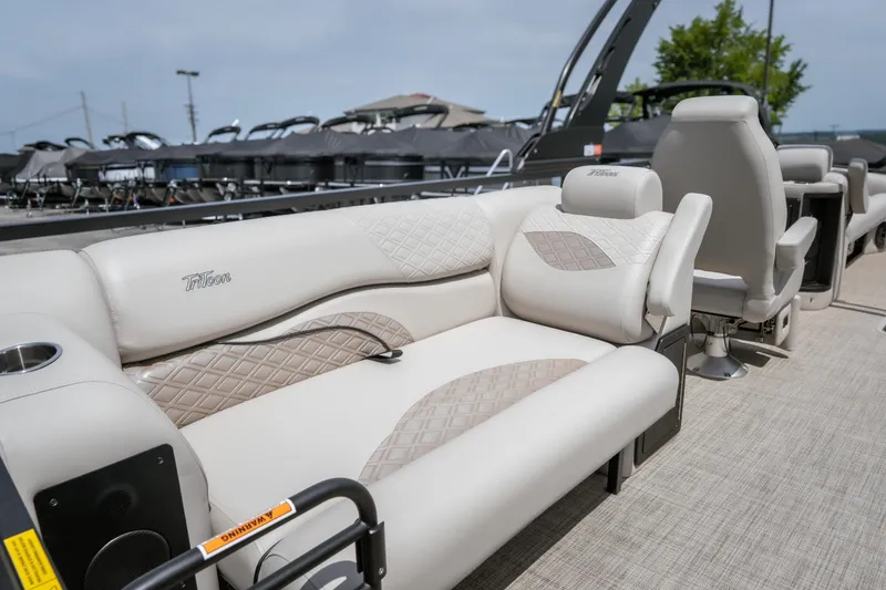 Slide: The Image of Luxurious seating on 2026 JC Sporttoon 26TT pontoon boat, featuring elegant design and comfort. - 16