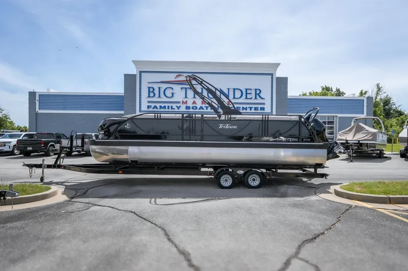 Slide: The Image of 2026 JC Sporttoon 26TT pontoon boat at Big Thunder Marine Center. - 6