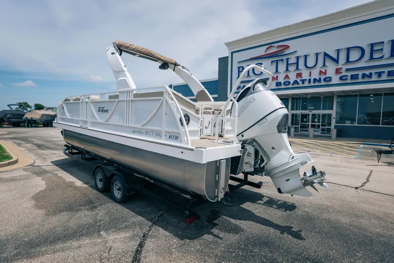 Slide: The Image of 2026 JC Sporttoon 26TT pontoon boat on trailer at Big Thunder Marine. - 42