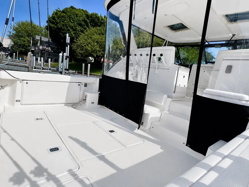 Slide: The Image of Interior of a 1999 Tiara Yachts 4100 Open, spacious and modern. - 16