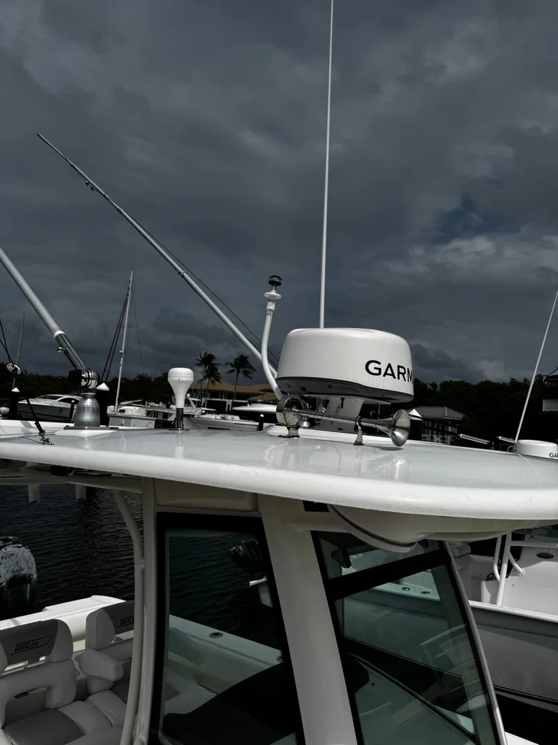 Slide: The Image of Boston Whaler 280 Outrage 2011 - 25