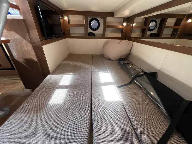 Slide: The Image of Interior of 2018 Sea Ray Sundancer 350 Coupe with cozy seating area. - 41