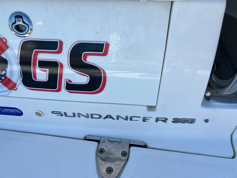 Slide: The Image of Sea Ray Sundancer 350 Coupe 2018 - 68