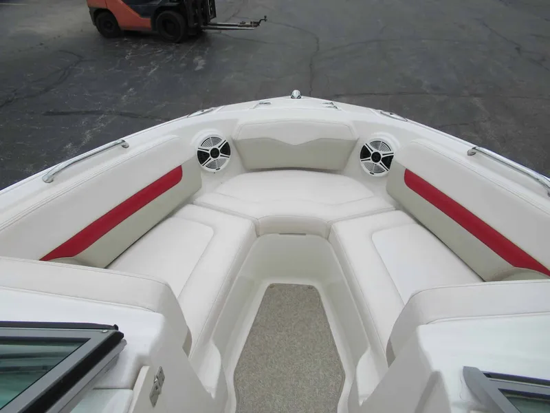 Slide: The Image of Chaparral 206ssi 2011 - 13