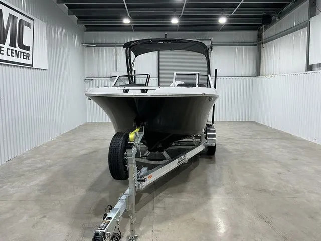 Slide: The Image of Stingray 20 SBX 2027 - 22