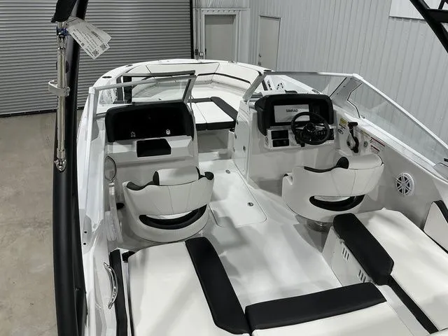 Slide: The Image of Stingray 20 SBX 2027 - 20
