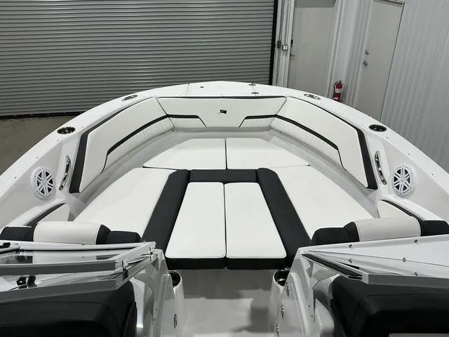 Slide: The Image of Stingray 20 SBX 2027 - 16