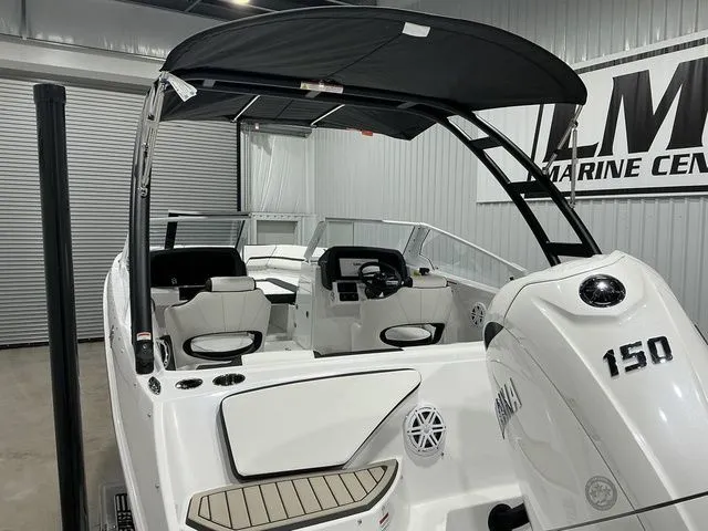 Slide: The Image of Stingray 20 SBX 2027 - 21