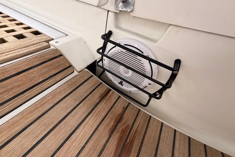 Slide: The Image of Speaker on Jeanneau Sun Odyssey 50 DS 2014 with teak deck flooring. - 35