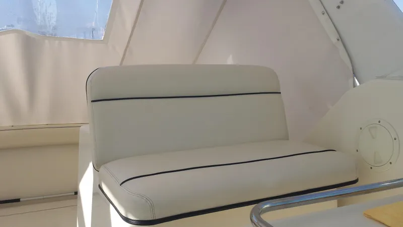 Slide: The Image of Port Side Passengers Seat - 8