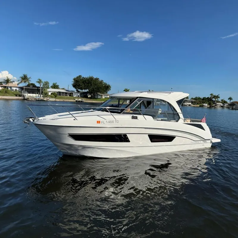 The Image of 2022 Beneteau Antares 9 For sale - 0