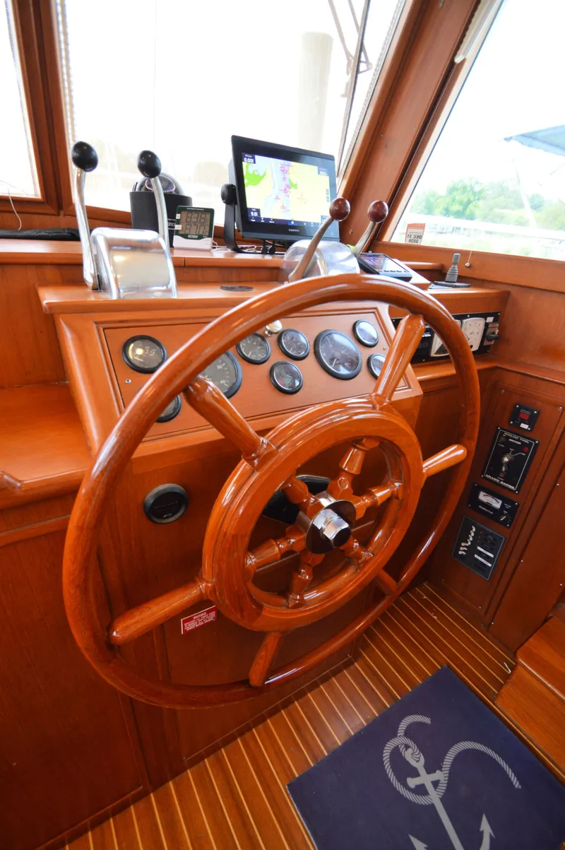 Slide: The Image of Grand Banks 42 Classic 2003 - 49