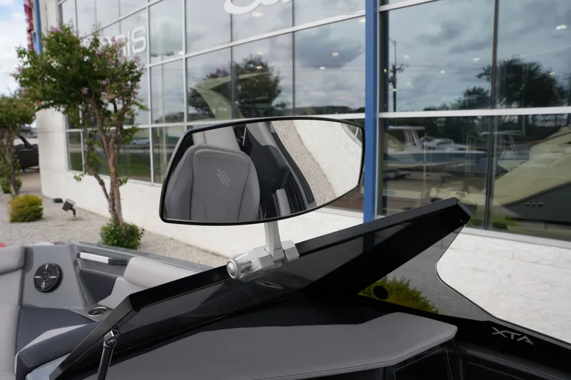 Slide: The Image of ATX 24 Type-S boat mirror and dashboard, 2021 model. - 40