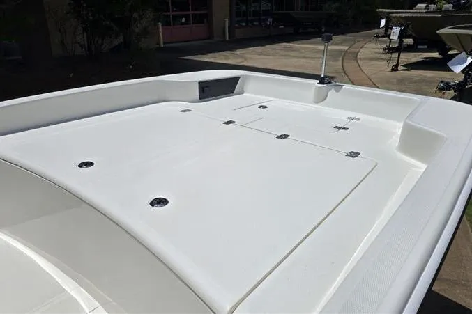 Slide: The Image of 2026 Mako Pro Skiff 17 CC boat deck, featuring a spacious and sleek design. - 9