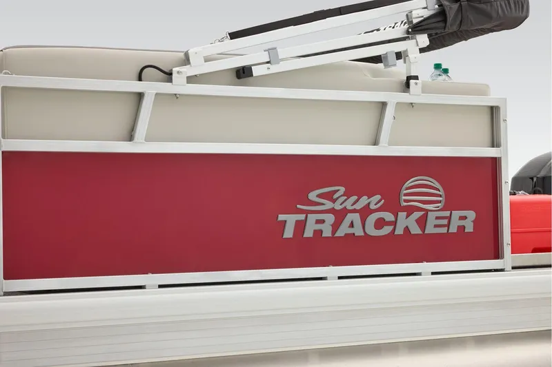 Slide: The Image of Sun Tracker Bass Buggy 16 XL Select 2026 - 59