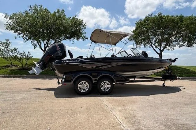 The Image of Ranger 212LS 2026 - undefined