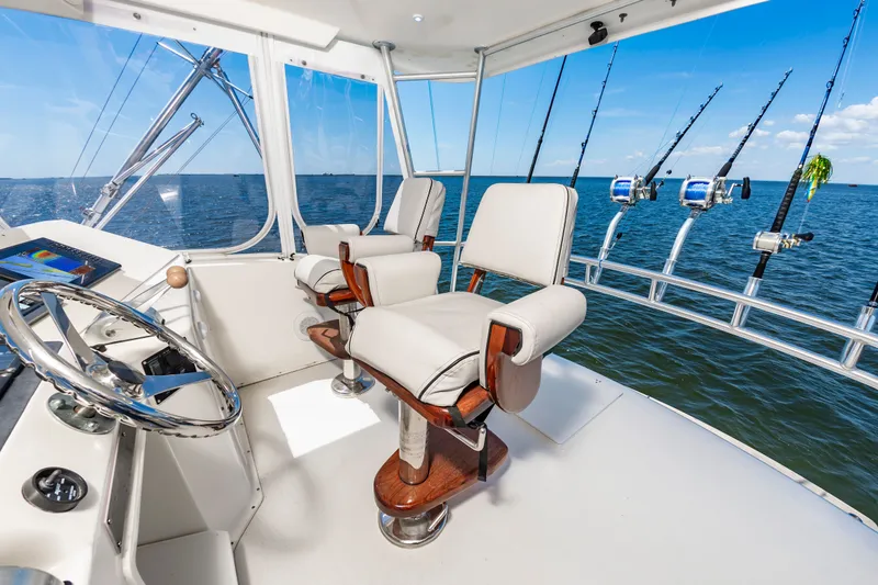 Slide: The Image of Interior of Ocean 48 SuperSport yacht, 2000 model, with fishing rods. - 19