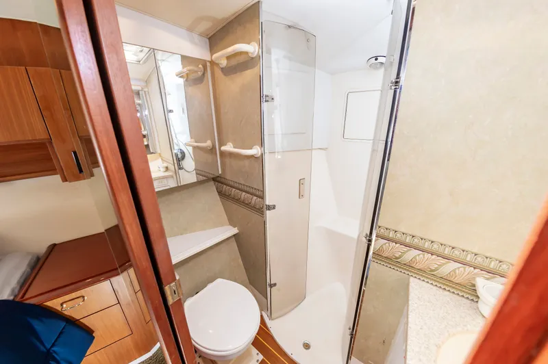 Slide: The Image of Bathroom of Ocean 48 SuperSport yacht, year 2000. - 38