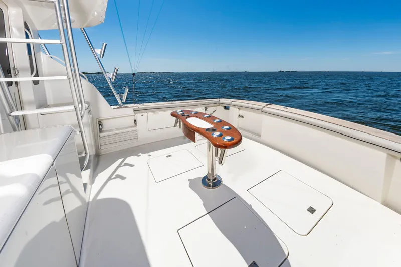 Slide: The Image of Ocean 48 SuperSport 2000 yacht on open sea. - 7