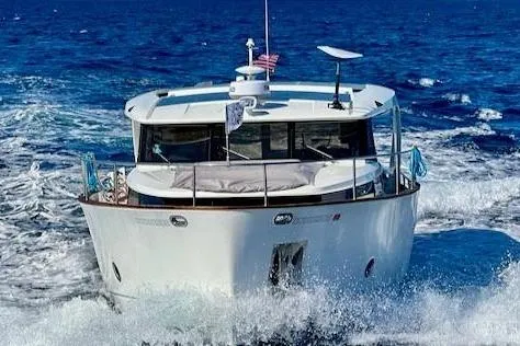 Slide: The Image of Greenline 40 Yacht 2023 on open sea. - 48