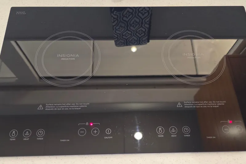 Slide: The Image of Induction cooktop on Greenline 40 yacht, model 2023. - 20