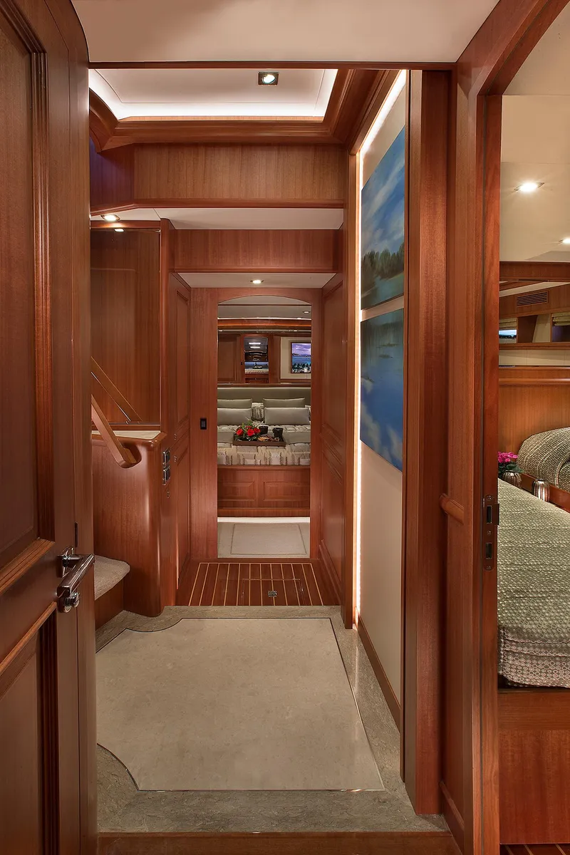 Slide: The Image of Foyer - 43