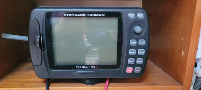 Slide: The Image of Standard Horizon GPS Chart 150 on Island Packet 31, year 1987. - 22