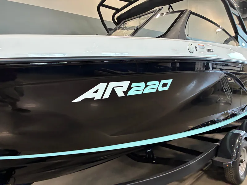 Slide: The Image of Yamaha AR220 2026 - 3