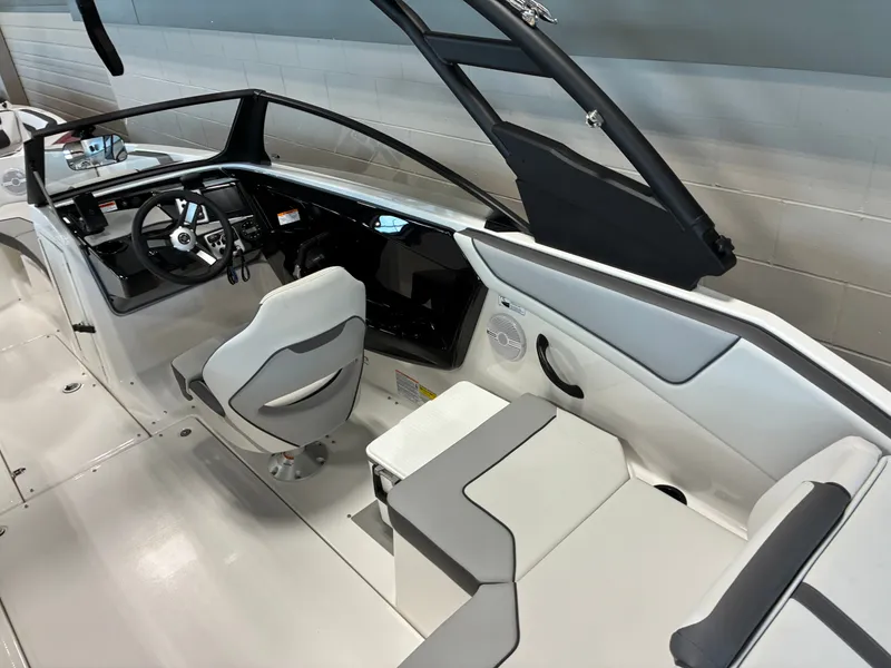 Slide: The Image of Yamaha AR220 2026 - 9