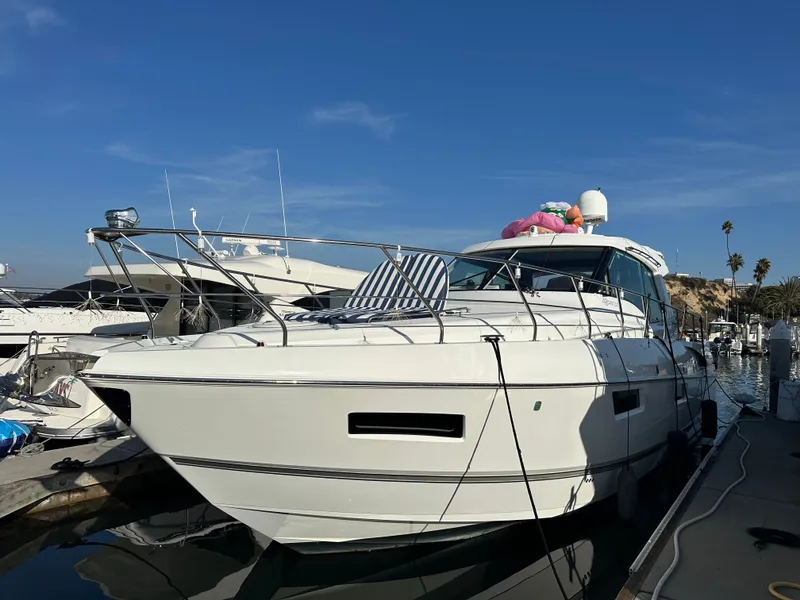 Slide: The Image of 2014 Cruisers Yachts 48 Cantius docked on a sunny day. - 41