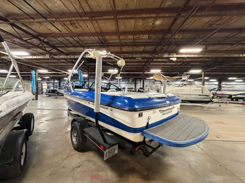 Slide: The Image of Moomba Outback V 2011 - 14